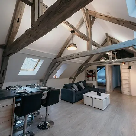 Apartment De